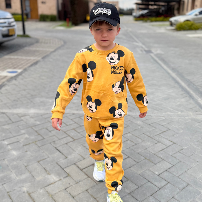 CONJUNTO SUDADERA MICKEY AMARILLA